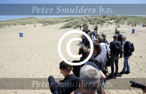 Wassenaar 10 juli 2015
Fotouurtje met Koningin Maxima Koning Willem Alexander en de prinsesjes Amalia Alexia en Ariane op het strand van Wassenaar. pers
