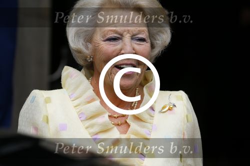 Amsterdam 2 juli 2015  
Prinses Baetrix vertrekt in haar verlengde Volvo bij het paleis.