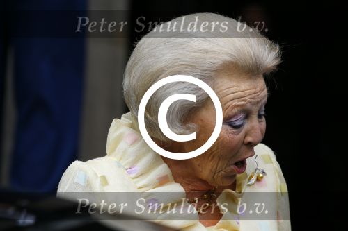 Amsterdam 2 juli 2015  
Prinses Baetrix vertrekt in haar verlengde Volvo bij het paleis.
