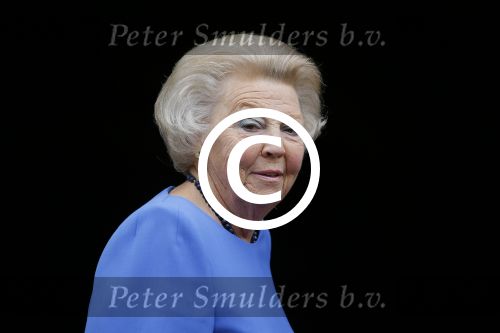 Amsterdam 16 juni 2015
Prinses Beatrix en Koning Willem Alexander arriveren bij het paleis op de dam.