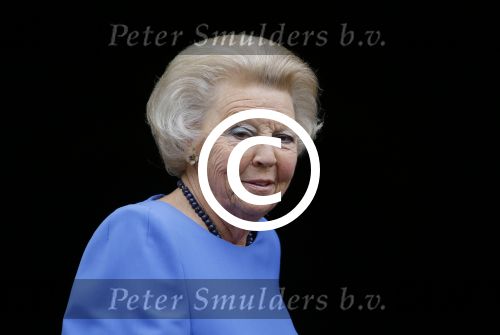 Amsterdam 16 juni 2015
Prinses Beatrix en Koning Willem Alexander arriveren bij het paleis op de dam.