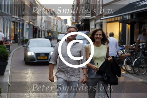 Den Haag 16 juli 2015
Verjaardagsfeestje Frits Huffnagel in Den Haag. Rene Mioch met vriendin