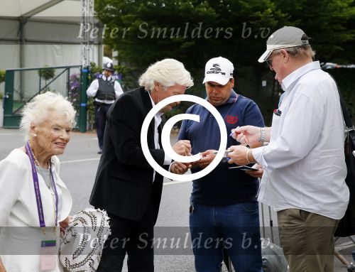 Wimbledon 7 juli 2015
Richard Branson en zijn moeder Eva arriveren bij het tennis tournooi van Wimbledon.