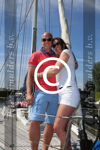 Sneek, 2 Augustus 2015
Rintje Ritsma met zijn vriendin Youandi Mazeland en haar zoon Clemens
met hun boot de Bluefin