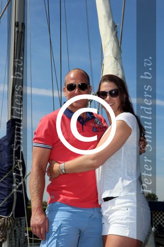 Sneek, 2 Augustus 2015
Rintje Ritsma met zijn vriendin Youandi Mazeland en haar zoon Clemens
met hun boot de Bluefin