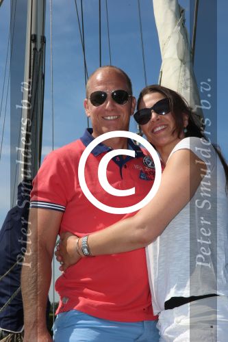 Sneek, 2 Augustus 2015
Rintje Ritsma met zijn vriendin Youandi Mazeland en haar zoon Clemens
met hun boot de Bluefin