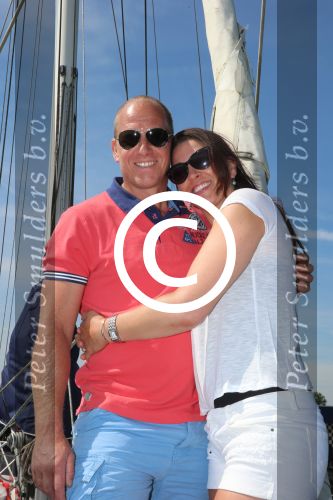 Sneek, 2 Augustus 2015
Rintje Ritsma met zijn vriendin Youandi Mazeland en haar zoon Clemens
met hun boot de Bluefin