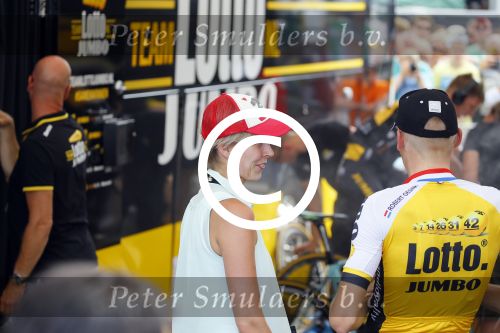 Utrecht 4 juli 2015
Tour de France start met de proloog in Utrecht. Robert Gesink met zijn vrouw