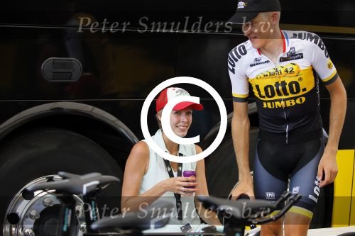 Utrecht 4 juli 2015
Tour de France start met de proloog in Utrecht. Robert Gesink met zijn vrouw