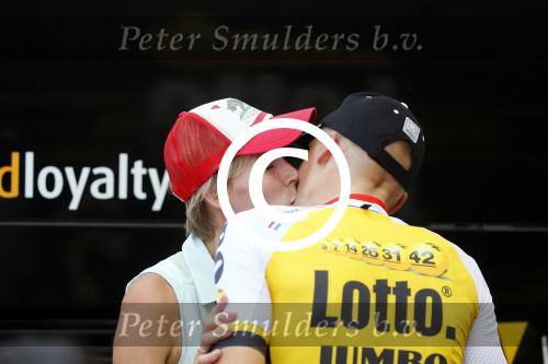 Utrecht 4 juli 2015
Tour de France start met de proloog in Utrecht. Robert Gesink met zijn vrouw