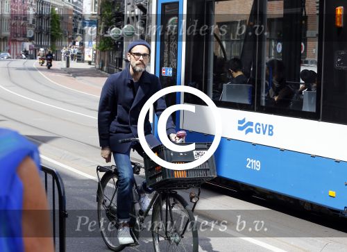 Amsterdam 20 juni 2015
Rolf Snoeren (Viktor en Rolf) op de fiets in amsterdam