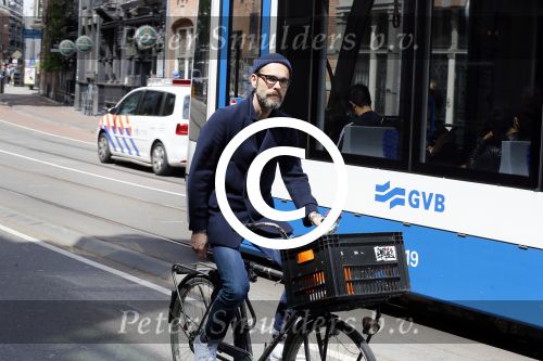 Amsterdam 20 juni 2015
Rolf Snoeren (Viktor en Rolf) op de fiets in amsterdam