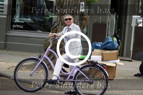 Amsterdam 26 juni 2015 
Ronald Kolk op de fiets
