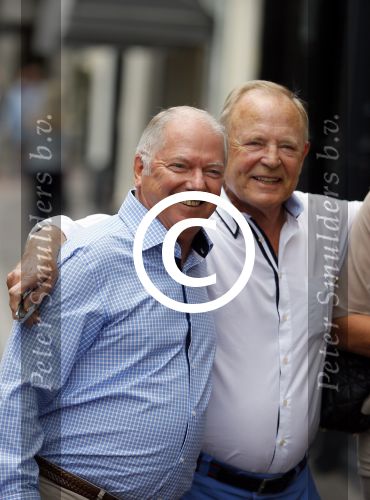 Den Haag 16 juli 2015
Verjaardagsfeestje Frits Huffnagel in Den Haag. Ronnie Tober en Jan Jochems