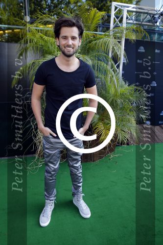 Amsterdam 10 juni 2015
Premiere Jurassic world in pathe arena. Ruud Feltkamp is aanwezig als dj.