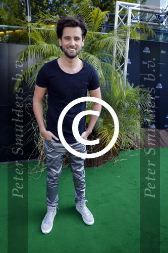 Amsterdam 10 juni 2015
Premiere Jurassic world in pathe arena. Ruud Feltkamp is aanwezig als dj.