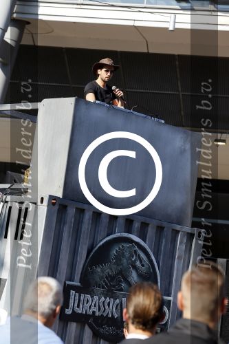 Amsterdam 10 juni 2015
Premiere Jurassic world in pathe arena. Ruud Feltkamp is aanwezig als dj.