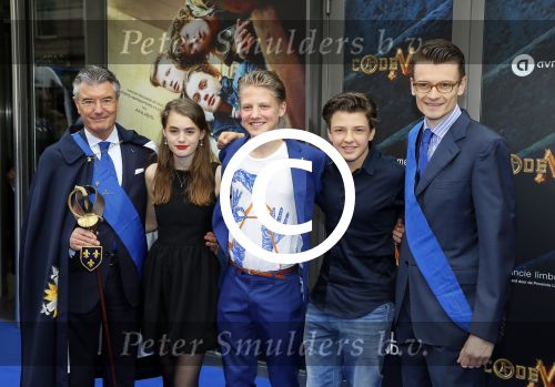 Amsterdam 20 juni 2015
Premiere Code M in het nieuwe de la mar met oa Senna Borsato.
Marco Leontine Luca en Jada Borsato met hun vriendjes en vriendinnetjes