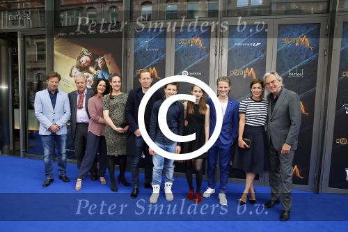 Amsterdam 20 juni 2015
Premiere Code M in het nieuwe de la mar met oa Senna Borsato.
Marco Leontine Luca en Jada Borsato met hun vriendjes en vriendinnetjes