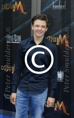 Amsterdam 20 juni 2015
Premiere Code M in het nieuwe de la mar met oa Senna Borsato.
Marco Leontine Luca en Jada Borsato met hun vriendjes en vriendinnetjes
