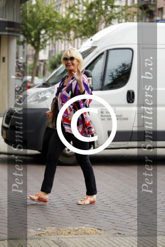 Amsterdam 12 augustus 2015  
Sheila de Vries op de cornelis schuytstraat