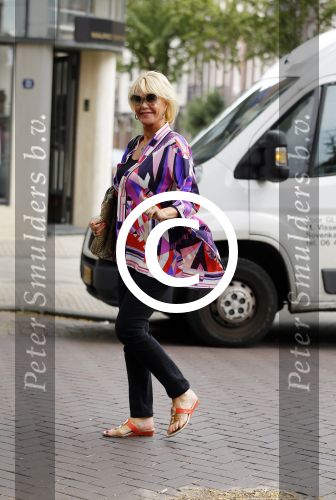Amsterdam 12 augustus 2015  
Sheila de Vries op de cornelis schuytstraat