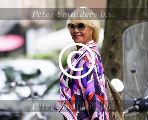 Amsterdam 12 augustus 2015  
Sheila de Vries op de cornelis schuytstraat