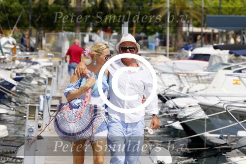 Ibiza Sant Antonio 24 juli 2015
Jan Reus en zijn vrouw Sonja Bakker samen op vakantie op ibiza.
