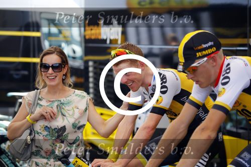 Utrecht 4 juli 2015
Tour de France start met de proloog in Utrecht. Steven Kruiswijk met zijn vrouw