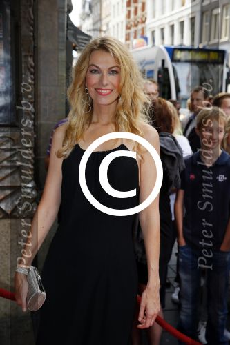 Amsterdam 14 juli 2015  
Premiere de Reunie in Tuschinski met in de hoofdrollen Daan Schuurmans en Thekla Reuten.
Thekla is zwanger en haar vriend Gijs Naber is er ook alsmede de zwangere Bracha v Doesburgh.
Susan Smit