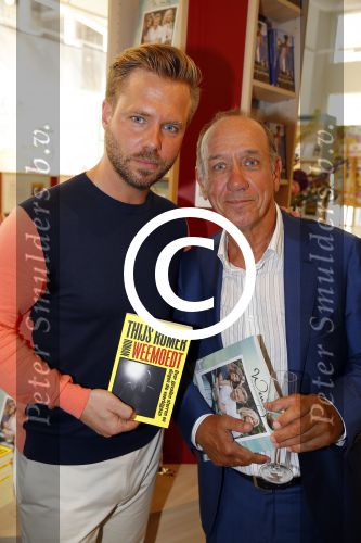 Amsterdam 12 juni 2015 
Presentatie boek Thijs Romer en nieuwe tijdschrift Wendy v Dijk. Ook Katja Schuurman is aanwezig alsmede de ouders en broer van Thijs.  De presentatie was in het nieuwe pand van Scheltema aan het Rokin