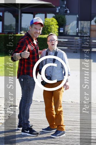Rotterdam 9 augustus 2015
Edwin Smulders Johnny de Mol en Tomas v d Broek tijdens opnames van het rtl programma Down met Johnny. We gingen naar de premiere naar Wickie de Viking in het nieuwe Luxor.