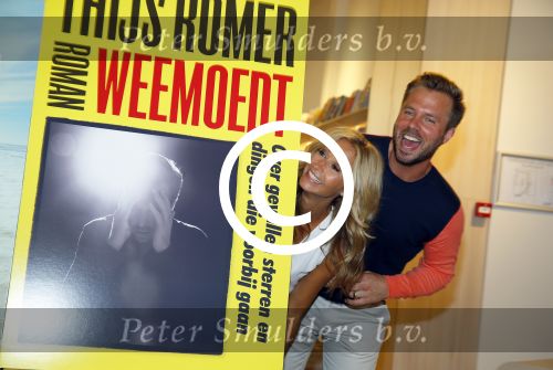 Amsterdam 12 juni 2015 
Presentatie boek Thijs Romer en nieuwe tijdschrift Wendy v Dijk. Ook Katja Schuurman is aanwezig alsmede de ouders en broer van Thijs.  De presentatie was in het nieuwe pand van Scheltema aan het Rokin