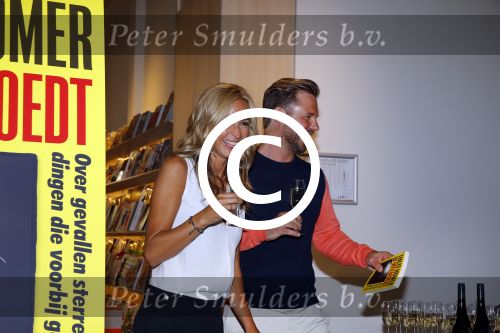 Amsterdam 12 juni 2015 
Presentatie boek Thijs Romer en nieuwe tijdschrift Wendy v Dijk. Ook Katja Schuurman is aanwezig alsmede de ouders en broer van Thijs.  De presentatie was in het nieuwe pand van Scheltema aan het Rokin