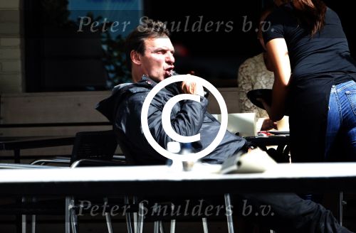 Amsterdam, 12 Augustus 2013
Willem Holleeder met een glaasje op cola op terras Amsterdam
