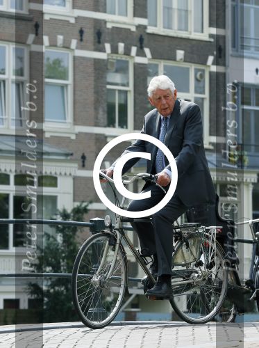 Amsterdam 10 augustus 2015     
Wim en Rita Kok op de fiets in Amsterdam.