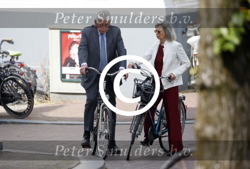 Amsterdam 10 augustus 2015     
Wim en Rita Kok op de fiets in Amsterdam.