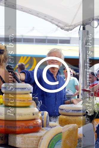Utrecht 4 juli 2015
Tour de France start met de proloog in Utrecht. De in frankrijk super populaire zanger Dave