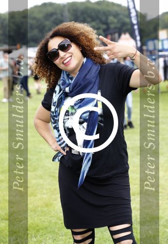 Amsterdam 15 juli 2016 
Day at the park festival in het amsterdamse bos. Anita Doth met een vriendin
