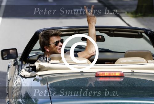 Amsterdam 15 juli 2016
Beau v Erven Dorens in zijn jaguar cabrio.