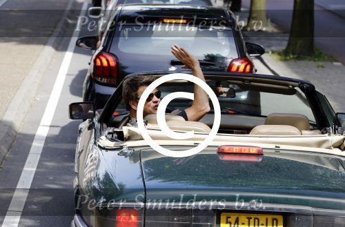 Amsterdam 15 juli 2016
Beau v Erven Dorens in zijn jaguar cabrio.