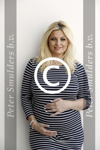 Wateringen 19 juli 2016 
Bobbi Eden ( zwanger ) met haar man Mark Laurenz in hun babykamer.