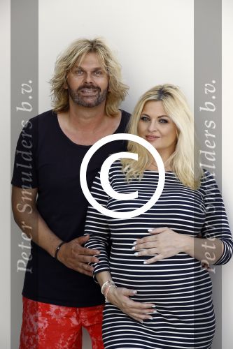Wateringen 19 juli 2016 
Bobbi Eden ( zwanger ) met haar man Mark Laurenz in hun babykamer.