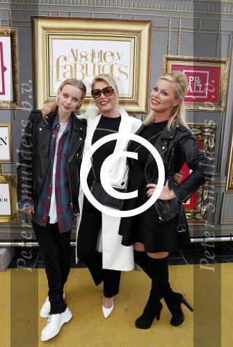 Amsterdam 13 juli 2016  
Premiere absolutely fabulous in Tuschinski. Bridget Maasland met moeder Elly en Dorith Mous