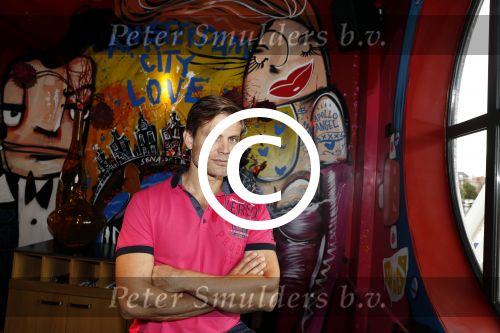 Amsterdam 23 juni 2016
Annette de Vries interviewt Casper v Dien en Florian Munteanu bij the harbour club.
Varol Porsemay heeft ze naar nederland gehaald.
