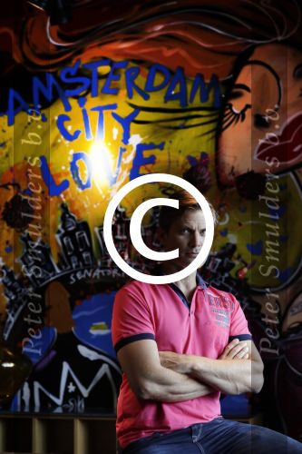 Amsterdam 23 juni 2016
Annette de Vries interviewt Casper v Dien en Florian Munteanu bij the harbour club.
Varol Porsemay heeft ze naar nederland gehaald.