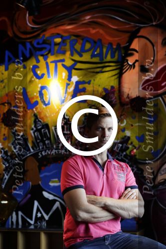 Amsterdam 23 juni 2016
Annette de Vries interviewt Casper v Dien en Florian Munteanu bij the harbour club.
Varol Porsemay heeft ze naar nederland gehaald.