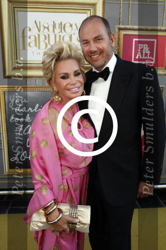 Amsterdam 13 juli 2016  
Premiere absolutely fabulous in Tuschinski. Connie Witteman met verloofde vriend Eugene v Dun