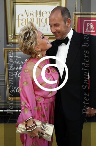 Amsterdam 13 juli 2016  
Premiere absolutely fabulous in Tuschinski. Connie Witteman met verloofde vriend Eugene v Dun