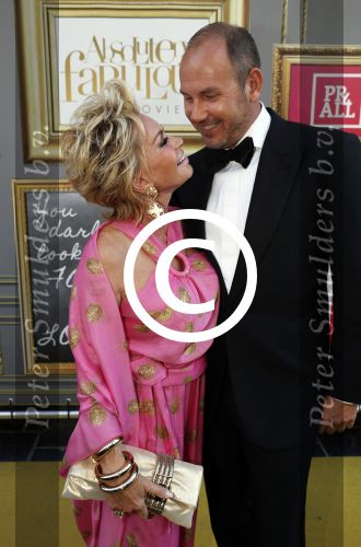 Amsterdam 13 juli 2016  
Premiere absolutely fabulous in Tuschinski. Connie Witteman met verloofde vriend Eugene v Dun